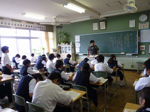 2年1組の授業の様子